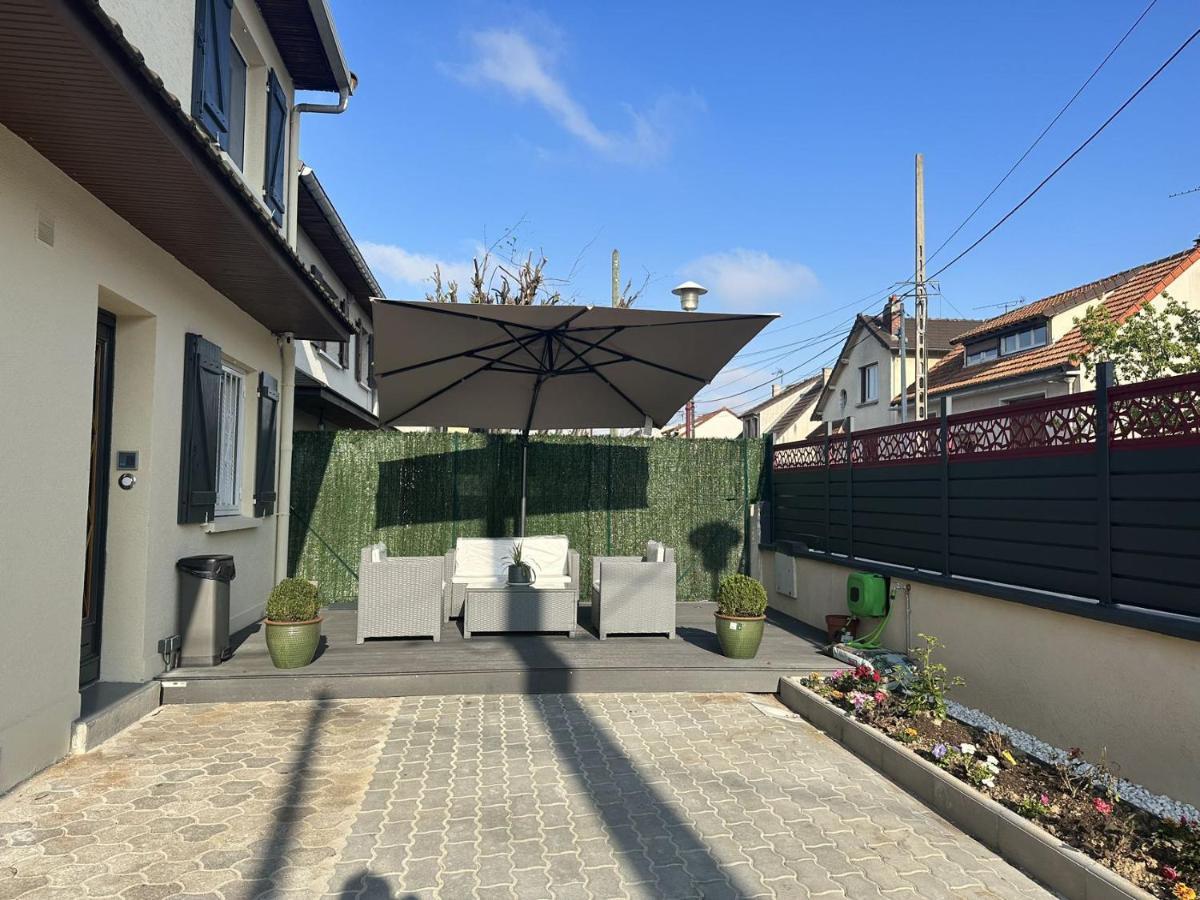 Chambre Pour 2 Personnes Avec Lit Separe Dans La Banlieue Parisienne Bondy Exterior photo